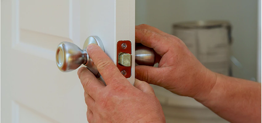 AAA Locksmiths For lock Replacement in Glendora, California