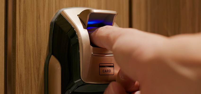 Locksmith Company For Window Lock Installation in Glendora, California